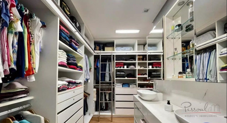 Imagem Apartamento com 3 Quartos à Venda, 185 m² em Centro - Florianópolis Imagem Apartamento com 3 Quartos à Venda, 185 m² em Centro - Florianópolis