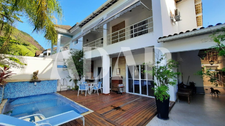 Imagem Casa com 3 Quartos à Venda, 180 m² em Vargem Pequena - Rio De Janeiro Imagem Casa com 3 Quartos à Venda, 180 m² em Vargem Pequena - Rio De Janeiro
