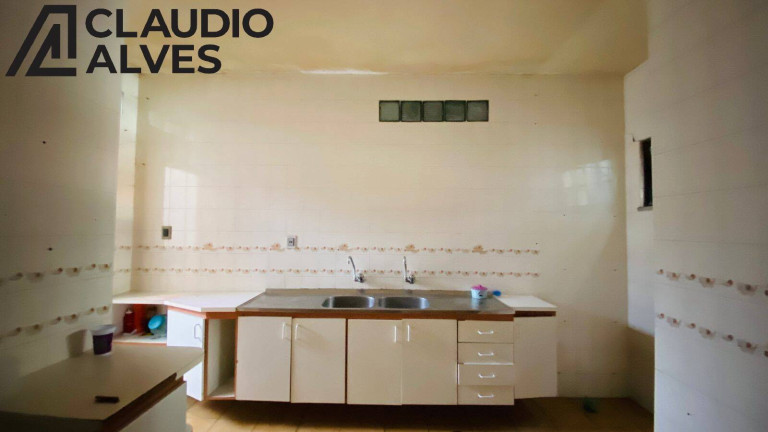 Imagem Casa com 5 Quartos à Venda, 292 m² em Centro - Feira De Santana Imagem Casa com 5 Quartos à Venda, 292 m² em Centro - Feira De Santana
