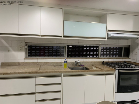 Imagem Imóvel com 4 Quartos à Venda, 240 m² em Campo Grande - Salvador