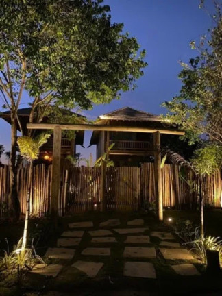 Imagem Casa com 4 Quartos à Venda, 180 m² em Centro - Maraú