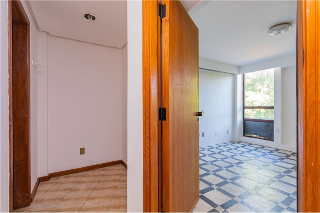 Imagem Sala Comercial à Venda,  em Petrópolis - Porto Alegre