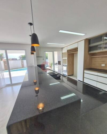 Imagem Casa com 4 Quartos à Venda, 266 m² em Foguete - Cabo Frio Imagem Casa com 4 Quartos à Venda, 266 m² em Foguete - Cabo Frio