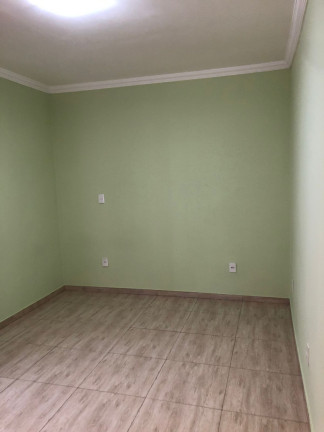 Imagem Casa com 3 Quartos à Venda, 110 m² em R$280.000,00 // Novo Horizonte - Ibirité