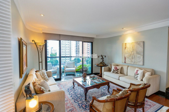 Imagem Apartamento com 4 Quartos à Venda, 255 m² em Moema - São Paulo Imagem Apartamento com 4 Quartos à Venda, 255 m² em Moema - São Paulo