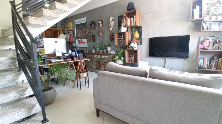 Imagem Casa com 3 Quartos à Venda, 120 m² em Horto Florestal - São Paulo Imagem Casa com 3 Quartos à Venda, 120 m² em Horto Florestal - São Paulo
