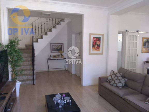 Imagem Casa com 5 Quartos à Venda, 230 m² em Centro - São Pedro Da Aldeia