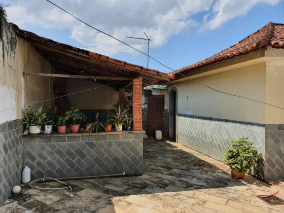 Imagem Casa com 3 Quartos à Venda, 182 m² em Jardim Ikeda - Suzano