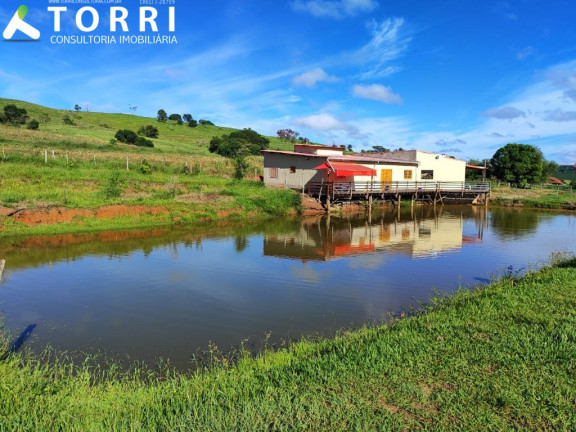 Imagem Imóvel com 6 Quartos à Venda, 500 m² em Centro - Angatuba Imagem Imóvel com 6 Quartos à Venda, 500 m² em Centro - Angatuba