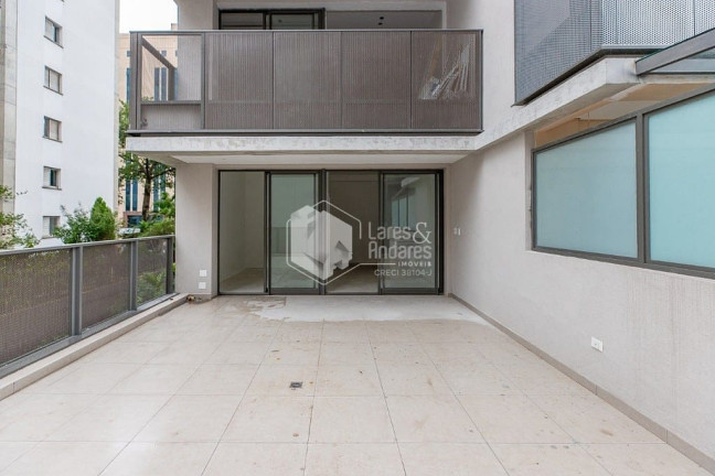 Apartamento com 1 Quarto à Venda, 68 m² em Moema - São Paulo