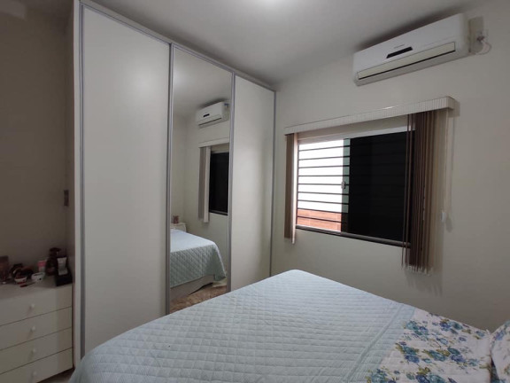 Imagem Imóvel com
3 Quartos à Venda, 130 m² em
Oriente Ville -
Goiania Imagem Imóvel com
3 Quartos à Venda, 130 m² em
Oriente Ville -
Goiania