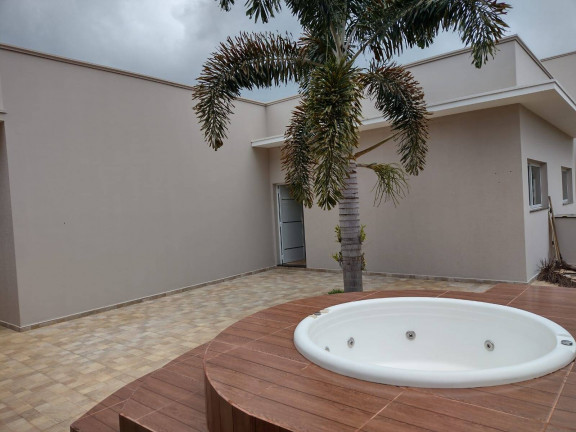 Casa com 3 Quartos à Venda, 200 m² em Centro - Boituva