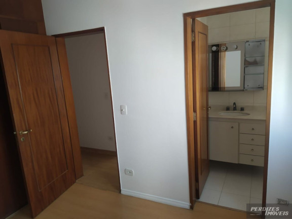 Imagem Apartamento com 3 Quartos à Venda ou Locação, 130 m² em Jardim Paulista - São Paulo Imagem Apartamento com 3 Quartos à Venda ou Locação, 130 m² em Jardim Paulista - São Paulo