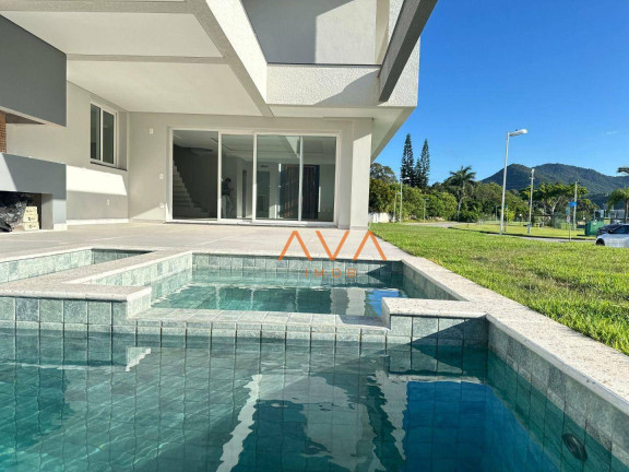 Casa com 4 Quartos à Venda, 349 m² em Ingleses - Florianópolis