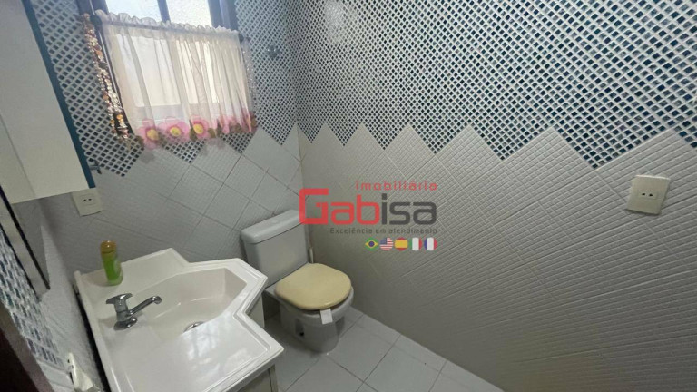 Imagem Casa com 2 Quartos à Venda, 70 m² em Portinho - Cabo Frio