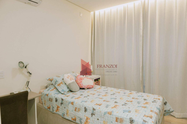 Imagem Casa com 3 Quartos à Venda, 309 m² em Dom Bosco - Itajaí