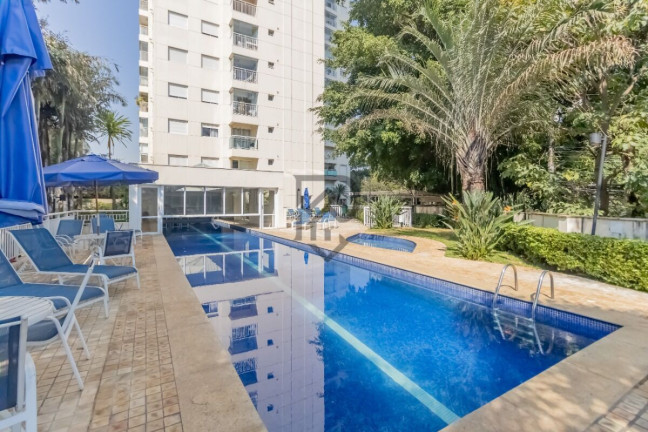 Imagem Apartamento com 2 Quartos à Venda, 54 m² em Moema - São Paulo