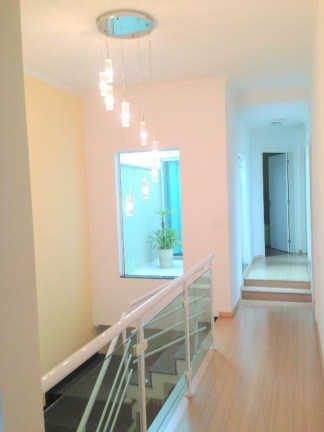 Imagem Sobrado com 3 Quartos à Venda, 380 m² em Cidade Edson - Suzano Imagem Sobrado com 3 Quartos à Venda, 380 m² em Cidade Edson - Suzano