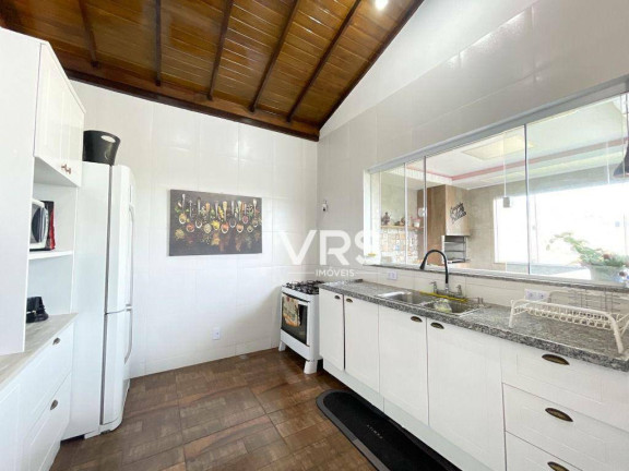 Imagem Casa com 4 Quartos à Venda, 450 m² em Barra Do Imbuí - Teresópolis Imagem Casa com 4 Quartos à Venda, 450 m² em Barra Do Imbuí - Teresópolis