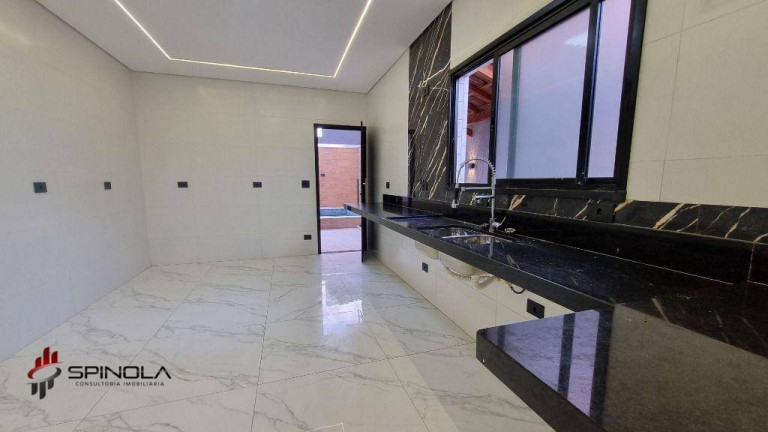 Imagem Sobrado com 3 Quartos à Venda, 180 m² em Maracanã - Praia Grande Imagem Sobrado com 3 Quartos à Venda, 180 m² em Maracanã - Praia Grande