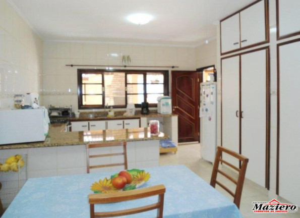 Imagem Casa com 3 Quartos à Venda, 250 m² em Centro - Ubatuba Imagem Casa com 3 Quartos à Venda, 250 m² em Centro - Ubatuba