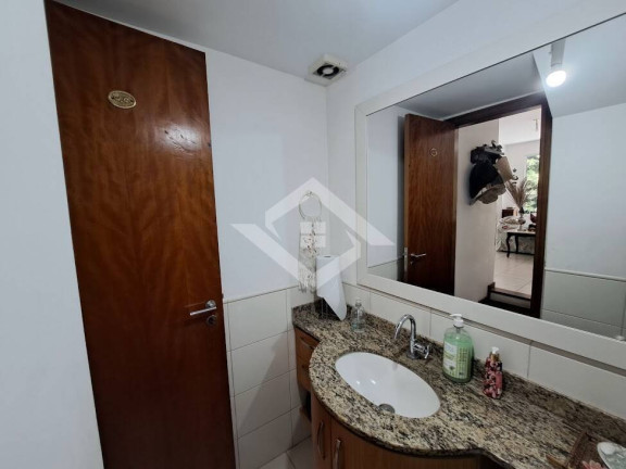 Imagem Casa com 4 Quartos à Venda, 300 m² em Vargem Grande - Rio De Janeiro