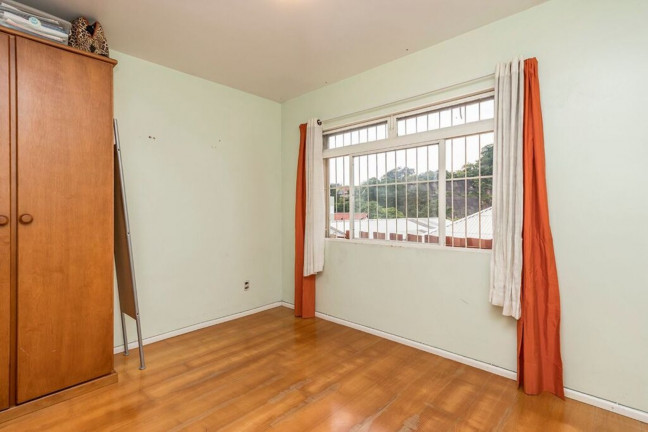 Imagem Imóvel com 2 Quartos à Venda, 79 m² em Menino Deus - Porto Alegre Imagem Imóvel com 2 Quartos à Venda, 79 m² em Menino Deus - Porto Alegre