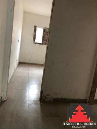 Imagem Casa com 3 Quartos à Venda, 135 m² em Vila Tupi - Praia Grande