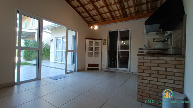 Imagem Casa com 3 Quartos à Venda, 300 m² em Jardim Passárgada I - Cotia Imagem Casa com 3 Quartos à Venda, 300 m² em Jardim Passárgada I - Cotia