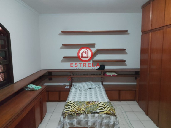 Imagem Casa com 7 Quartos à Venda, 367 m² em Jardim Santa Maria - Jacareí Imagem Casa com 7 Quartos à Venda, 367 m² em Jardim Santa Maria - Jacareí