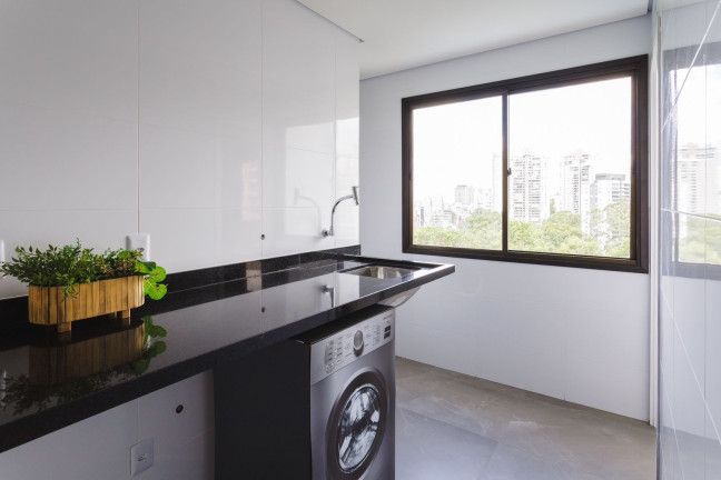 Imagem Imóvel com 4 Quartos à Venda, 200 m² em Morumbi - São Paulo Imagem Imóvel com 4 Quartos à Venda, 200 m² em Morumbi - São Paulo