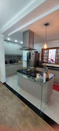 Imagem Casa com 3 Quartos à Venda, 145 m² em Villa Branca - Jacareí