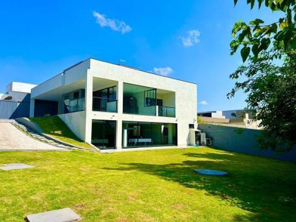 Imagem Casa com 3 Quartos à Venda, 600 m² em Setor Habitacional Arniqueira (águas Claras) - Brasília Imagem Casa com 3 Quartos à Venda, 600 m² em Setor Habitacional Arniqueira (águas Claras) - Brasília