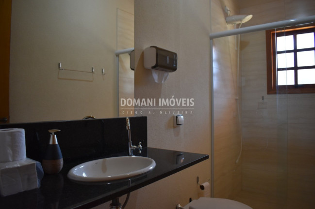 Imagem Imóvel com 4 Quartos à Venda, 200 m² em Região Dos Mellos - Campos Do Jordão Imagem Imóvel com 4 Quartos à Venda, 200 m² em Região Dos Mellos - Campos Do Jordão