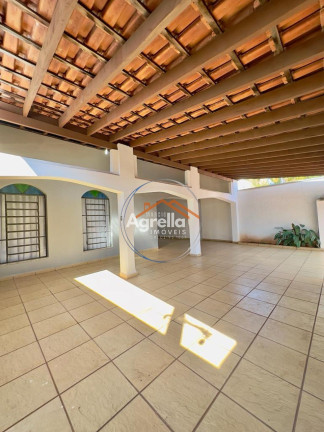 Casa com 3 Quartos à Venda, 258 m² em Jardim São Carlos - Mogi Guaçu