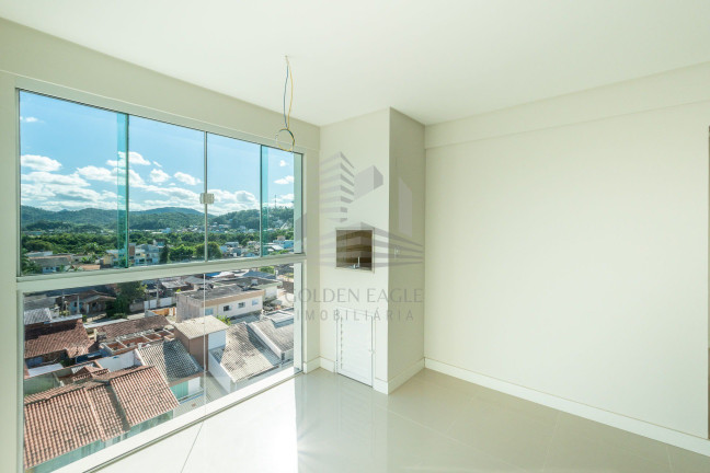 Imagem Apartamento com 2 Quartos à Venda, 67 m² em Centro - Camboriú
