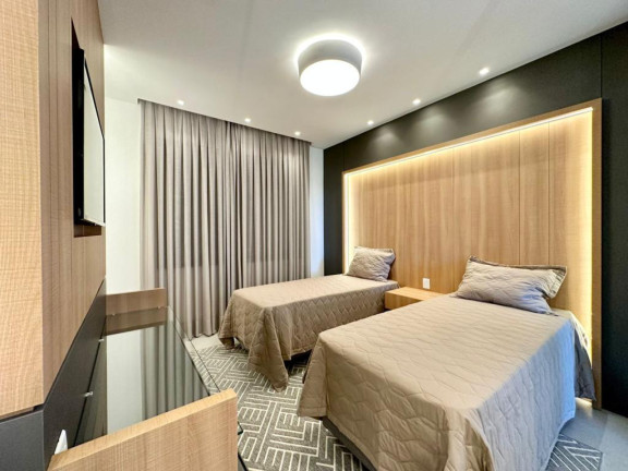 Imagem Casa com 5 Quartos à Venda, em Centro - Xangri-la Imagem Casa com 5 Quartos à Venda, em Centro - Xangri-la