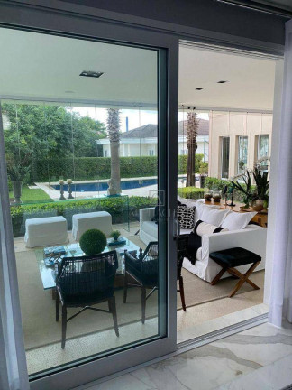Imagem Casa com 5 Quartos à Venda, 900 m² em Alphaville Residencial Zero - Barueri