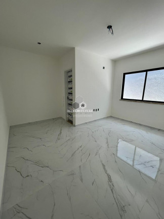 Imagem Casa com 3 Quartos à Venda, 106 m² em Precabura - Eusébio