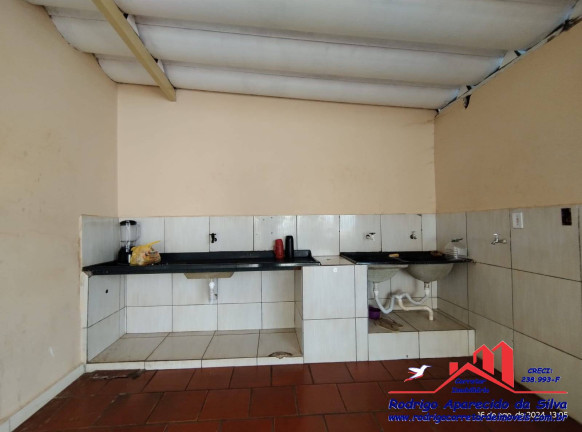 Imagem Casa com 2 Quartos à Venda, 448 m² em Vila Xavier - Birigui