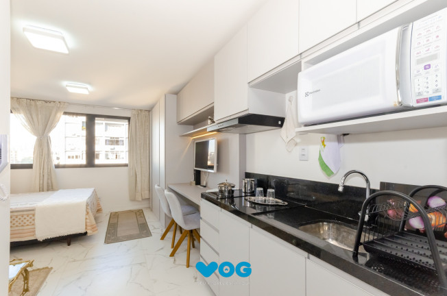 Imagem Imóvel com 1 Quarto à Venda, 25 m² em Rio Branco - Porto Alegre Imagem Imóvel com 1 Quarto à Venda, 25 m² em Rio Branco - Porto Alegre