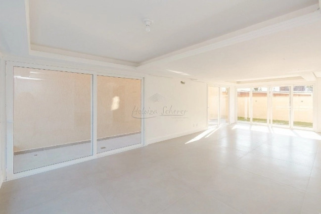 Imagem Casa com 3 Quartos à Venda, 288 m² em Vila Assunção - Porto Alegre