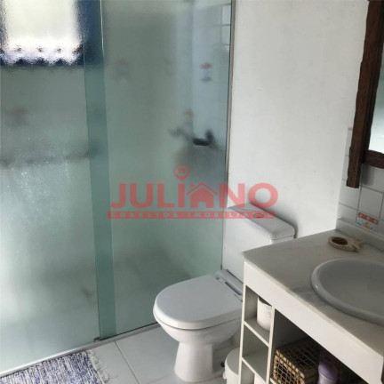 Imagem Casa com 2 Quartos à Venda, em Morrinhos - Bombinhas Imagem Casa com 2 Quartos à Venda, em Morrinhos - Bombinhas