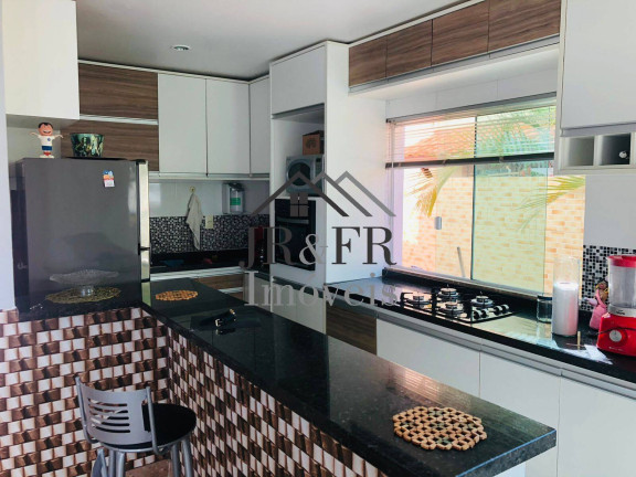 Imagem Casa com 30 Quartos à Venda, 200 m² em Arembepe (abrantes) - Camaçari Imagem Casa com 30 Quartos à Venda, 200 m² em Arembepe (abrantes) - Camaçari