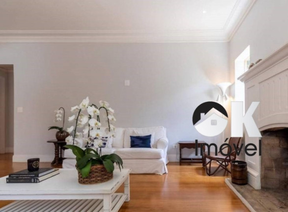 Imagem Casa com 3 Quartos para Alugar, 222 m² em Jardim Europa - São Paulo Imagem Casa com 3 Quartos para Alugar, 222 m² em Jardim Europa - São Paulo