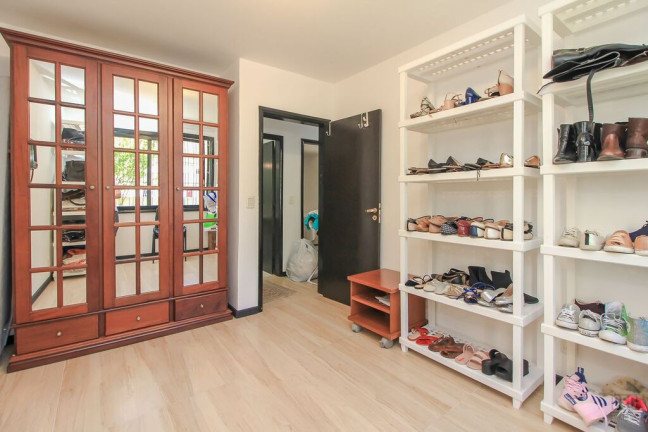 Imagem Casa com 3 Quartos à Venda, 246 m² em Ipanema - Porto Alegre