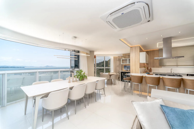 Imagem Apartamento com 4 Quartos à Venda, 233 m² em Centro - Balneário Camboriú