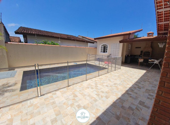 Imagem Casa com 3 Quartos à Venda, 180 m² em Balneário Três Marias - Peruíbe