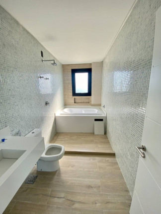 Imagem Casa à Venda, 536 m² em Marina - Xangri-lá Imagem Casa à Venda, 536 m² em Marina - Xangri-lá