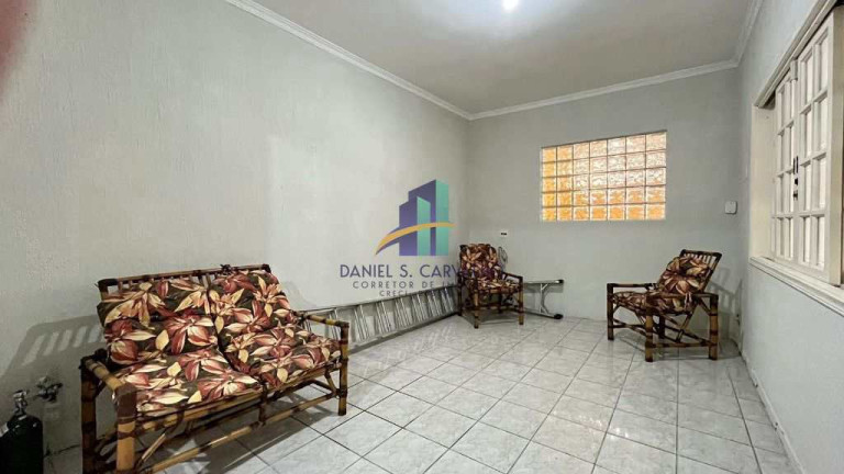 Foto do imóvel Casa com 5 Quartos à Venda, 258 m² em Guilhermina - Praia Grande